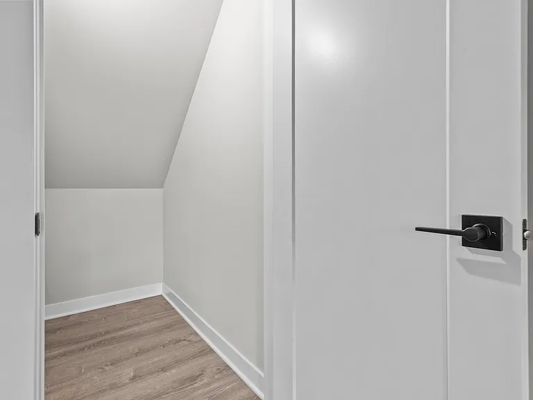 Ivy Townhomes — Photo 16