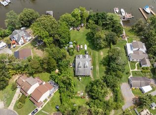 8555 Kim Marie Ct, Pasadena, MD 21122
