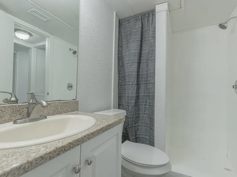 709 Arrowhead Cir — Photo 10