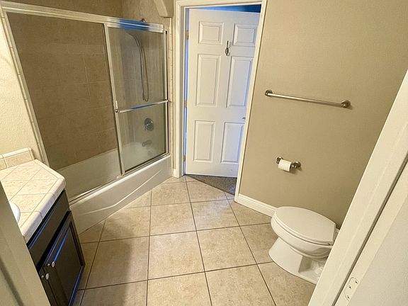 3rd image of 5703 Laurel Canyon Blvd APT 105