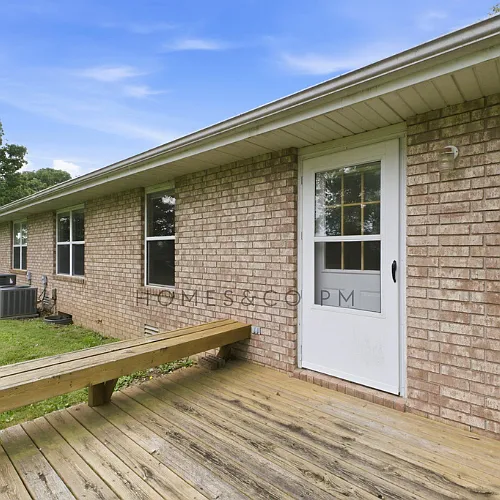 1239 W Bluegrass Rd — Photo 17
