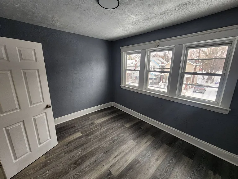 1140 E 144th St — Photo 30