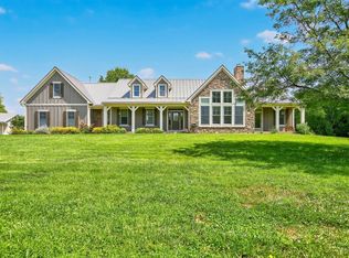 8810 Schlottman Rd, Maineville, OH 45039