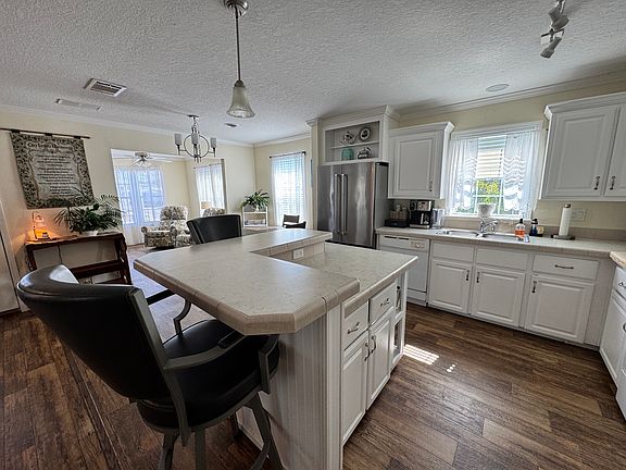 4th image of 66093 Windsor Rd N #93