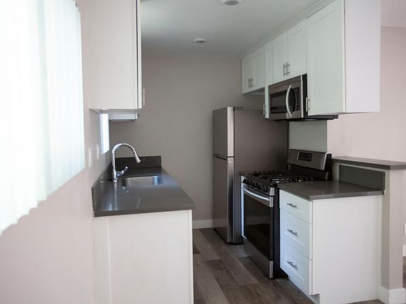 4th image of 165 N Michigan Ave APT 104