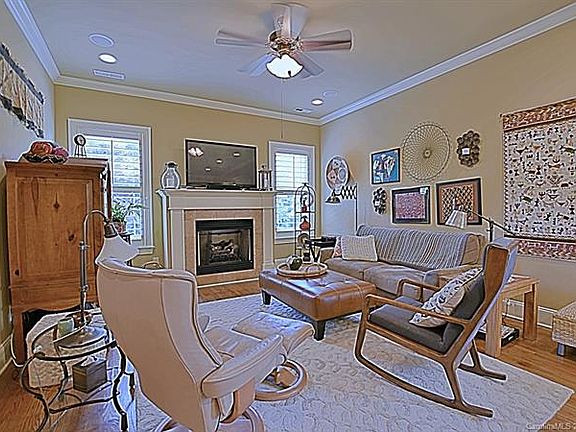 5th image of 7905 Sardis Creek Ln