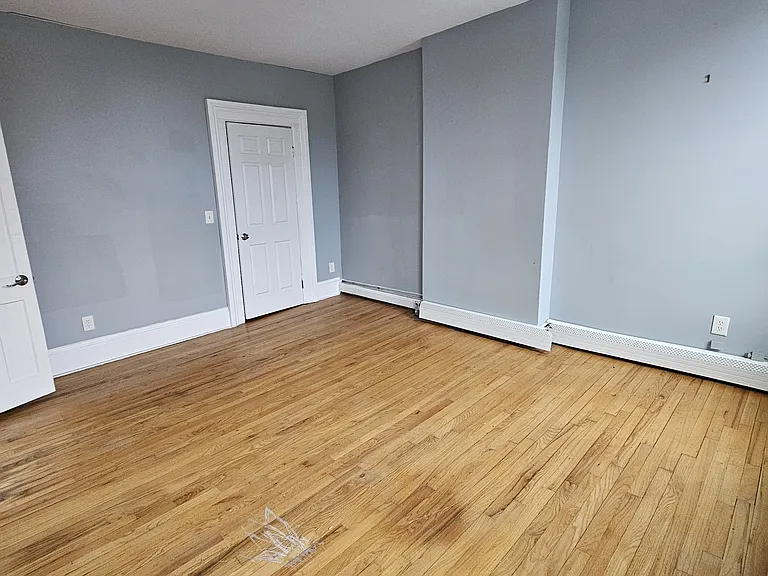 32 1st St #2 — Photo 23