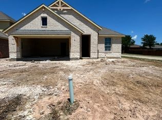 3415 Helena St, Gainesville, TX 76240