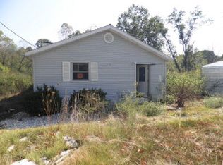 440 N Pike Rd, Avoca, IN 47420