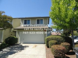 15 Regents Cir, Rohnert Park, CA 94928