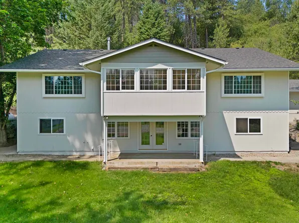 28921 N River Estates Dr, Chattaroy, WA 99003