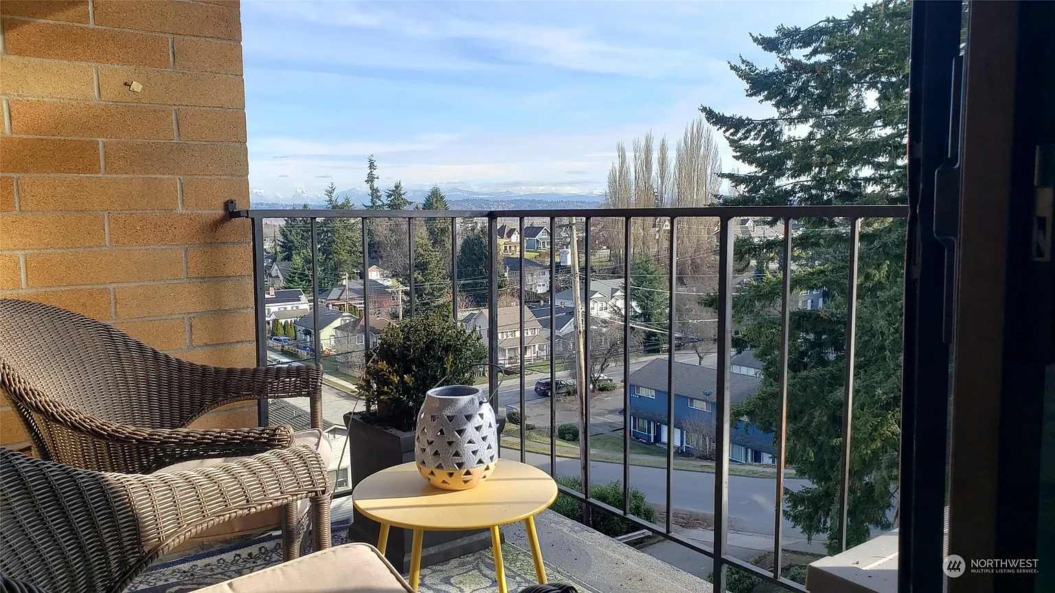 3425 Colby Avenue #505 photo 1