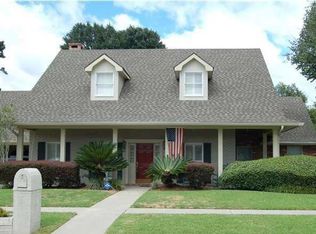 704 Aberdeen Dr, Lafayette, LA 70508