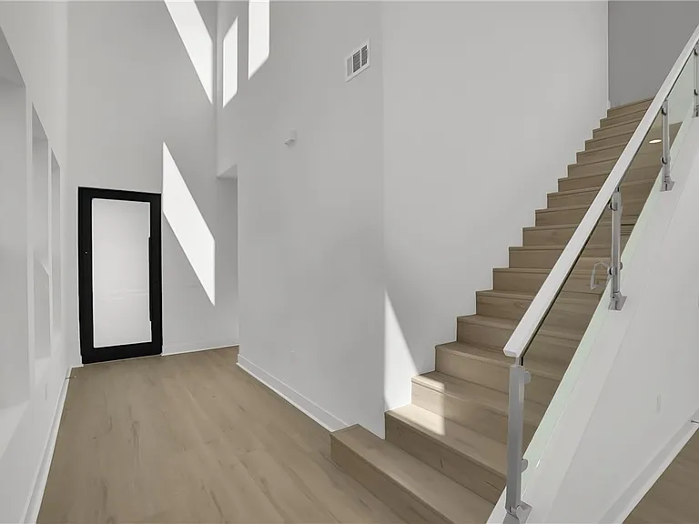 168 Creation St — Photo 22