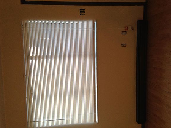 5th image of 1089 Belle Ave