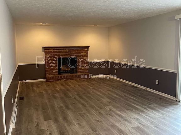 5th image of 7594 Peachmont Ave NW