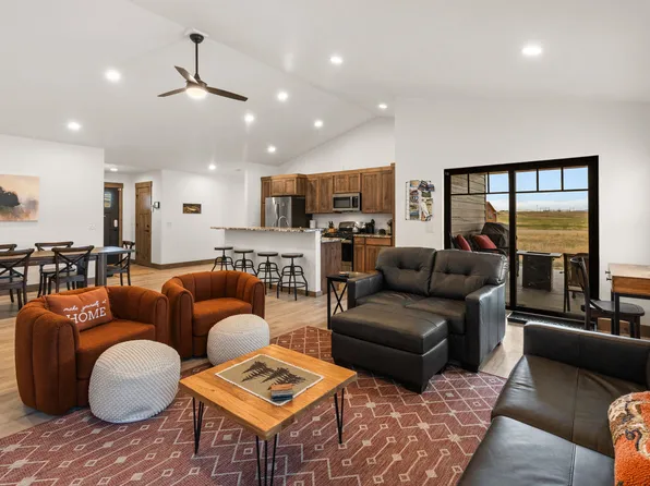 132 Sky Vw, Ennis, MT 59729