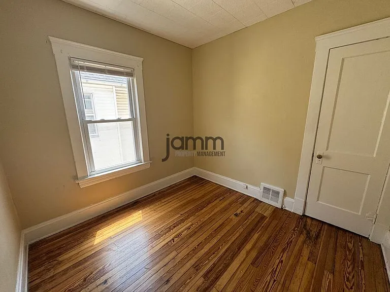 3300 Altoona Rd #4 — Photo 9