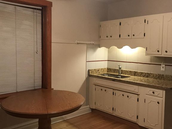3rd image of 4112 W Henderson St #1E