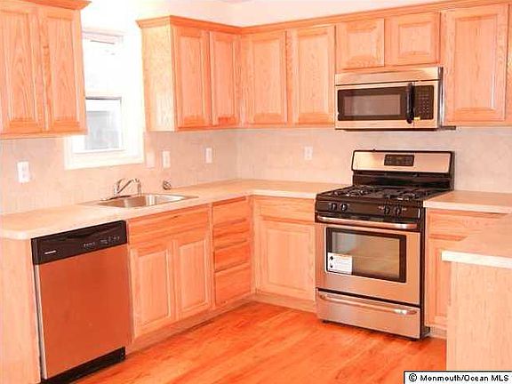 4th image of 619 Elizabeth Ave