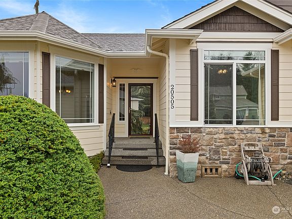 4th image of 20505 193rd Avenue Ct E