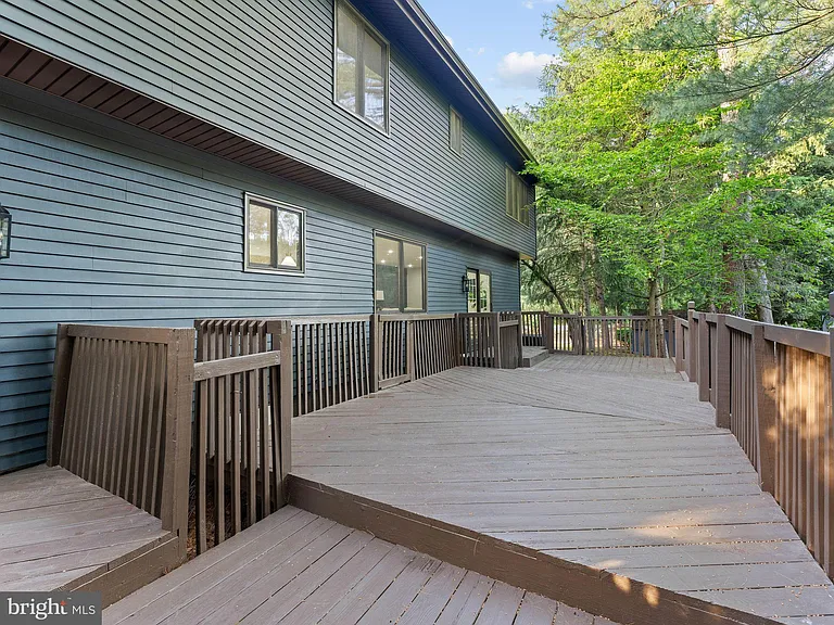 1 Bronwood Dr — Photo 37