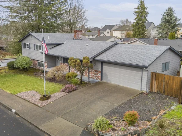 20585 SW Genoa Ct, Beaverton, OR 97078