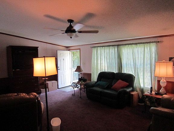 2nd image of 25669 Pinecrest Dr