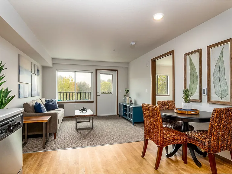 Reserve at Lacey 55+ Active Senior Living — Photo 26