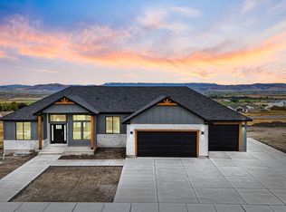 667 N Cherry Creek Pkwy #23, Richmond, UT 84333