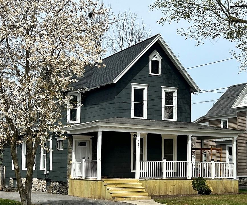 1st image of 215 Flower Ave E