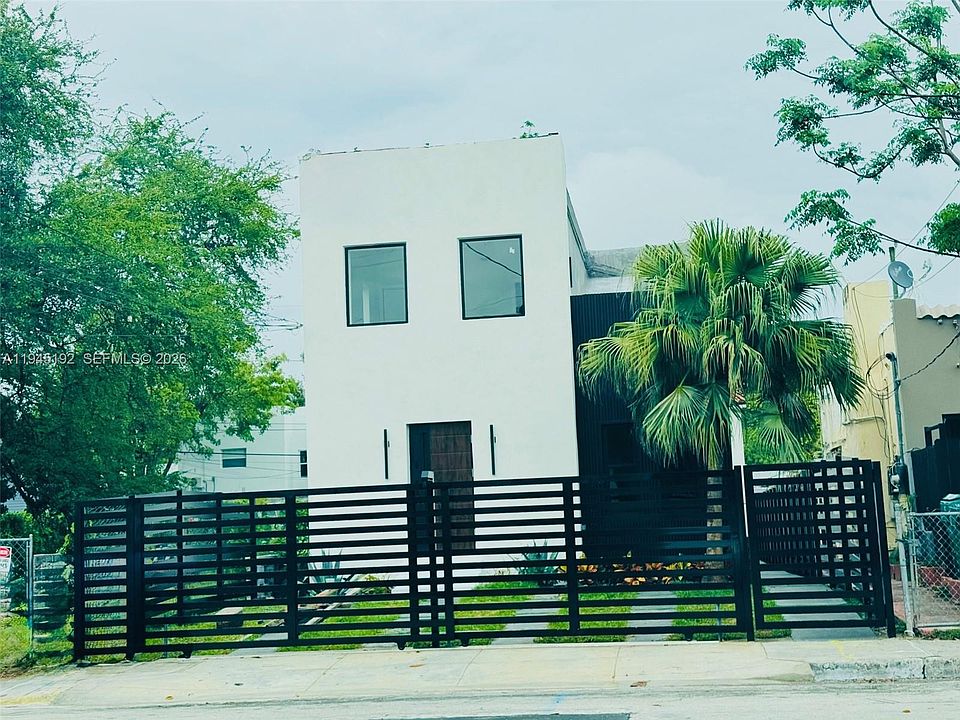 1st image of 905 SW 13th Ct