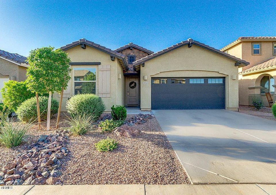 1st image of 3915 E Blue Spruce Ln