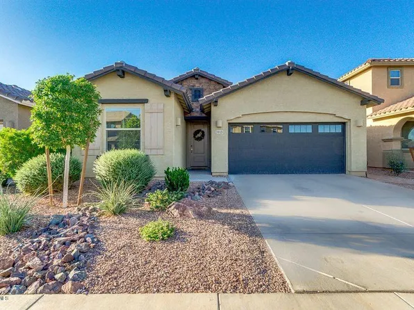 3915 E Blue Spruce Ln, Gilbert, AZ 85298