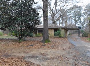 10667 Crossett Rd, Bastrop, LA 71220