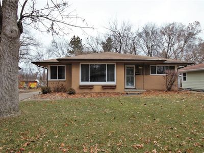 3219 Aurora Ave, Des Moines, IA, 50310