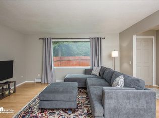 6121 De Armoun Rd #2, Anchorage, AK 99516