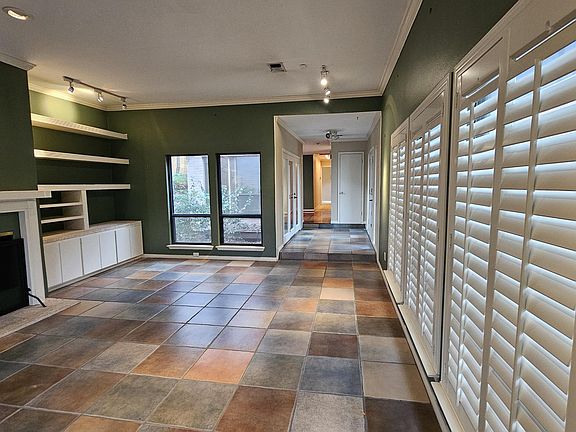 5th image of 4902 Westview Dr