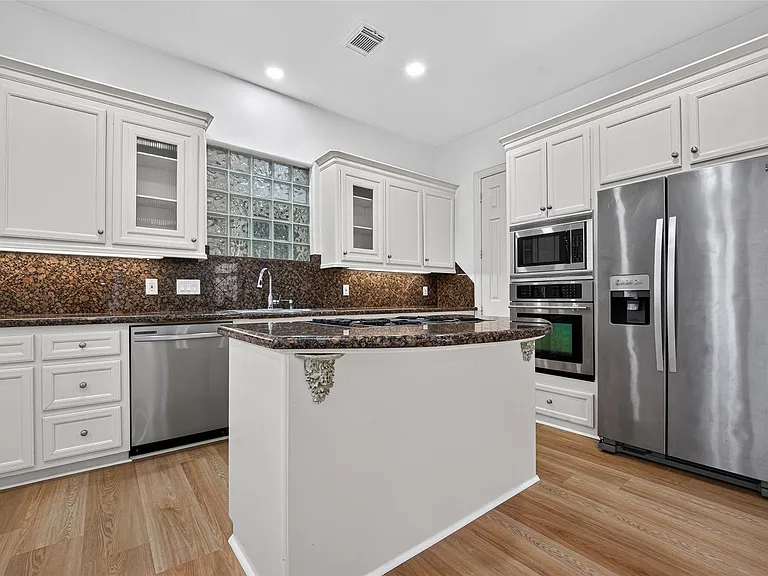5410 Rose St — Photo 19