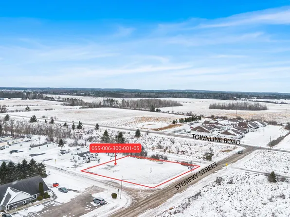 V/l Par A Stempky St, Cheboygan, MI 49721