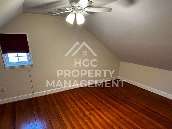 4th image of 160 Percy Ln