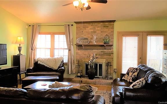 4th image of 5535 Carlingford Ct