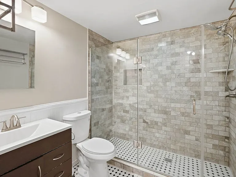 1763 Columbia Rd NW #307 — Photo 14