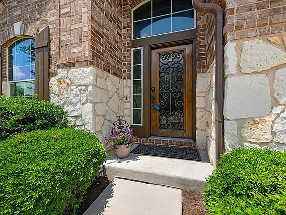 5th image of 309 Atlanta Park Dr