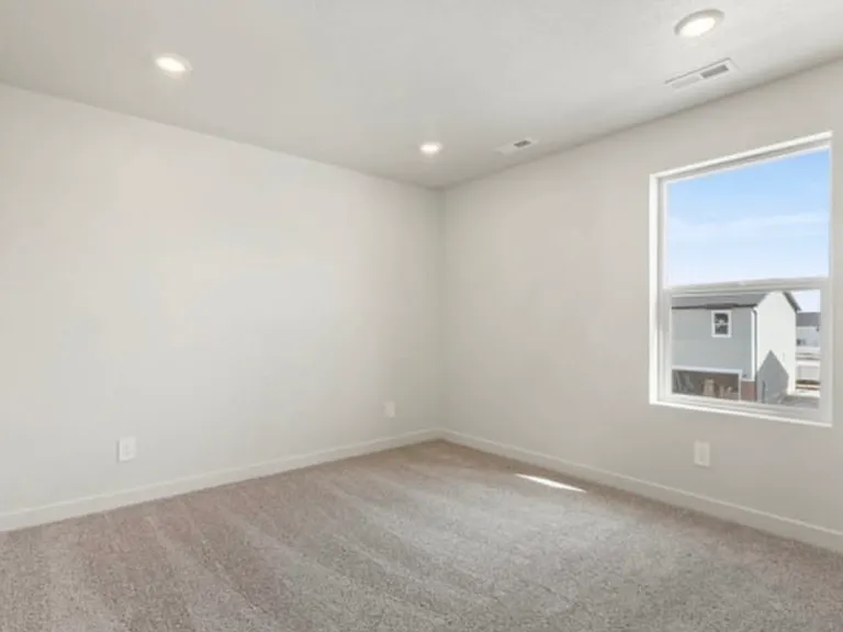 565 E Lintel Rd — Photo 15