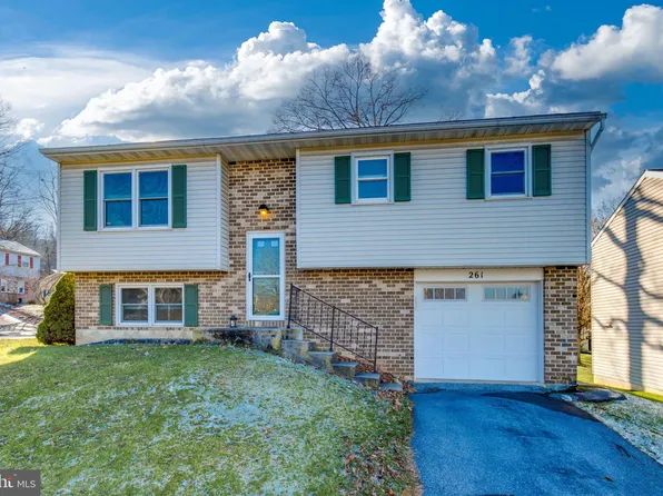 261 Linda Ter, Ephrata, PA 17522