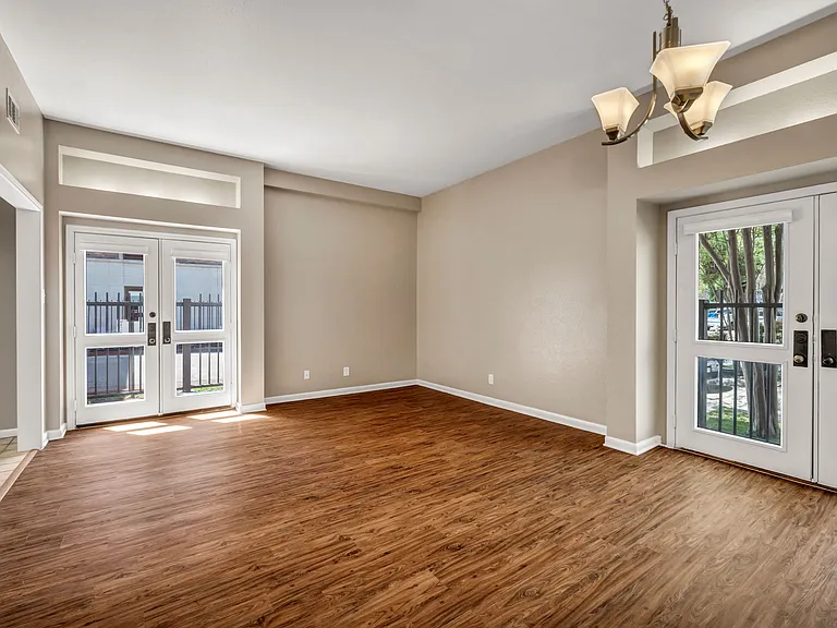 The Tuscany Apartments — Photo 24