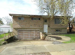 13908 S Reeves Rd, Robbins, IL 60472