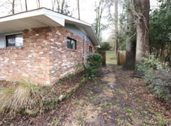 5th image of 5823 Webb Ave