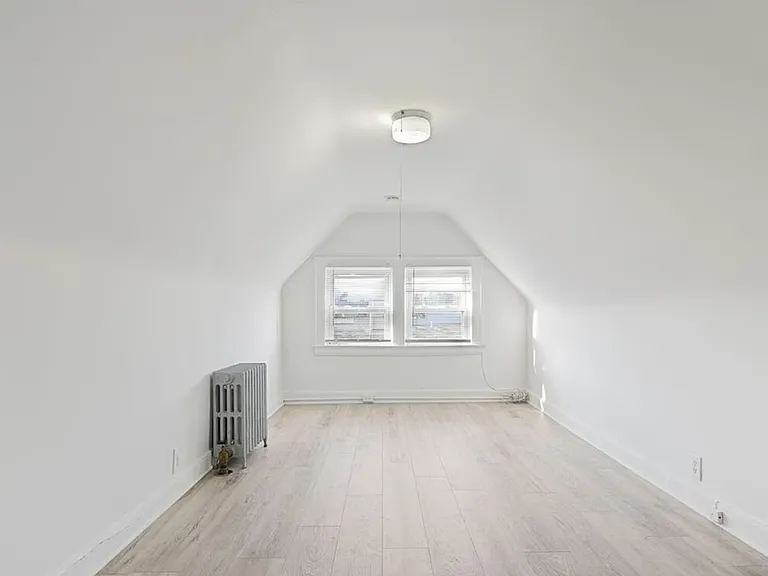 6 Lackawanna Pl #2F — Photo 11